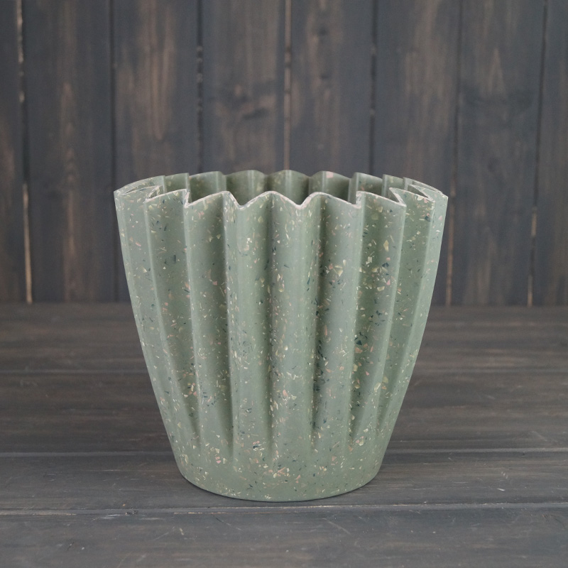 Earthy Forest Green Bamboo Corrugated Pot (19cm) detail page